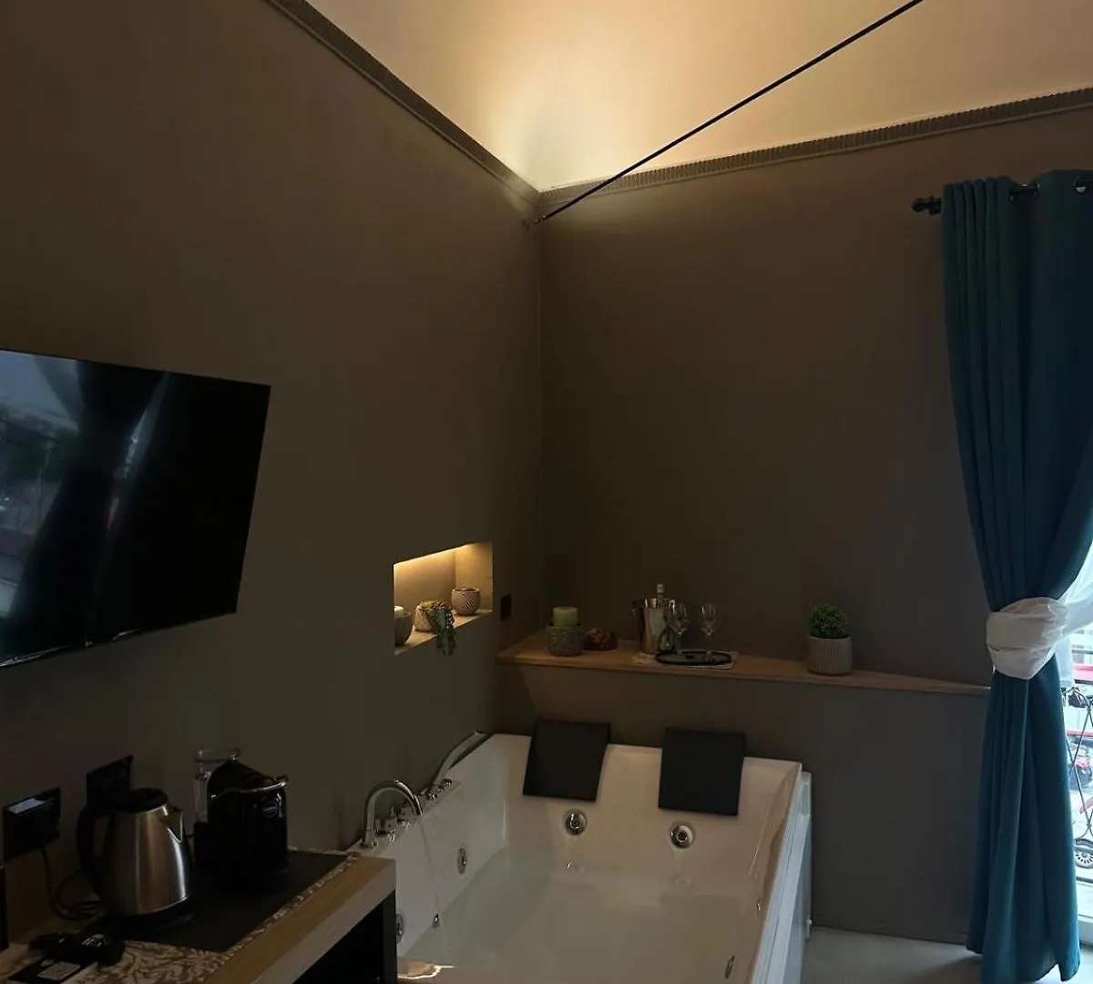 L'Opera - Luxury Apartment Palermo 0*,  Italy